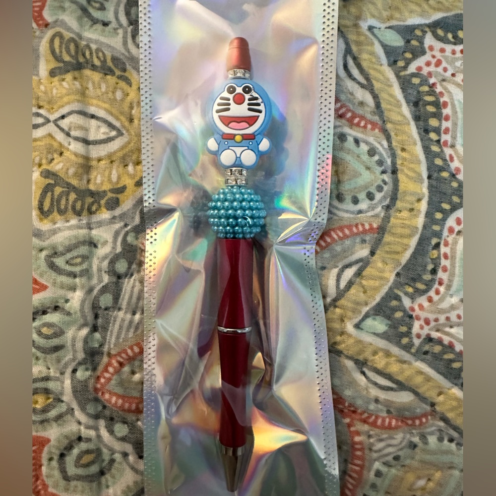 Customize pen done by my 13 year old for her school field trip this year to Wash